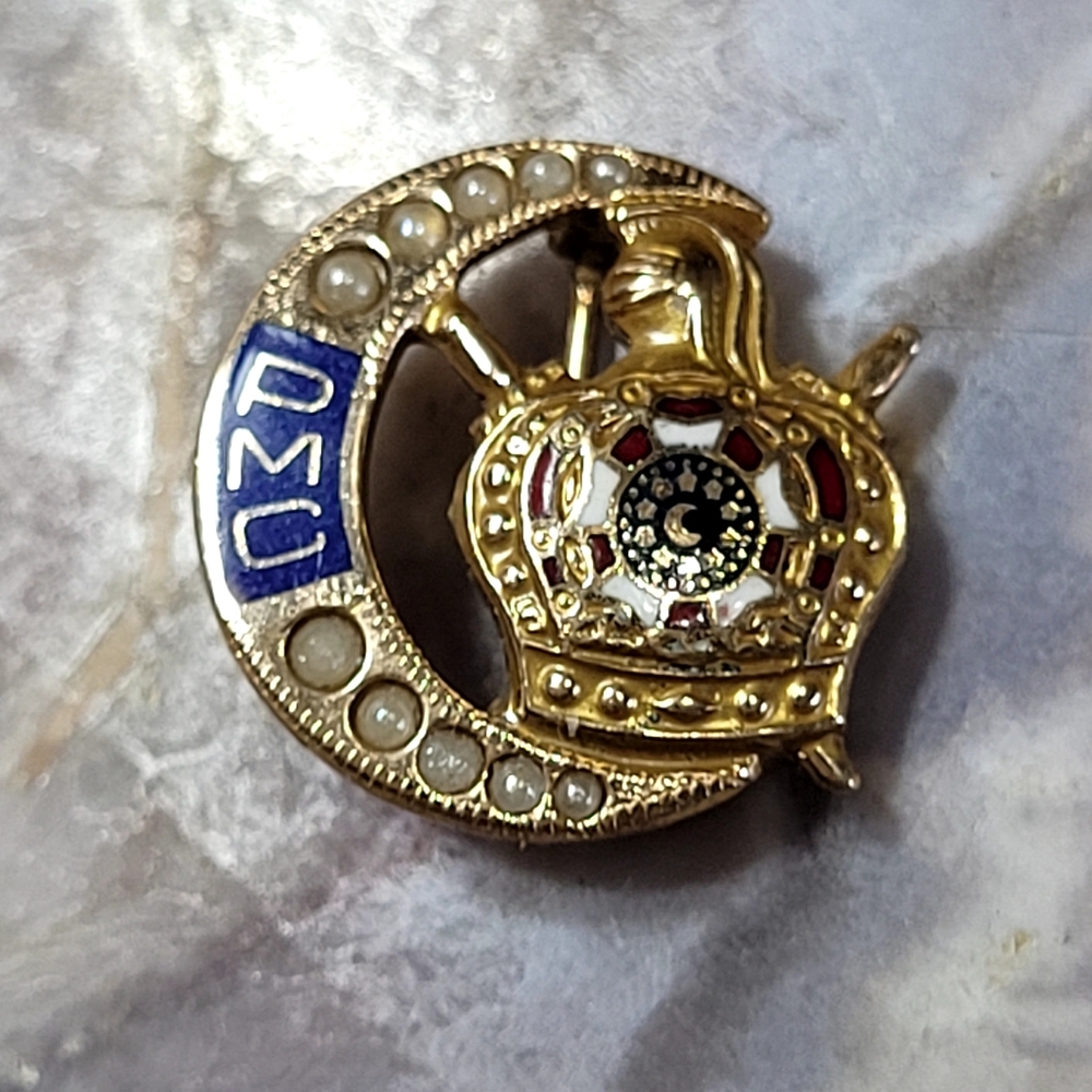 Gold and Blue DeMolay 10k  little Brooch.